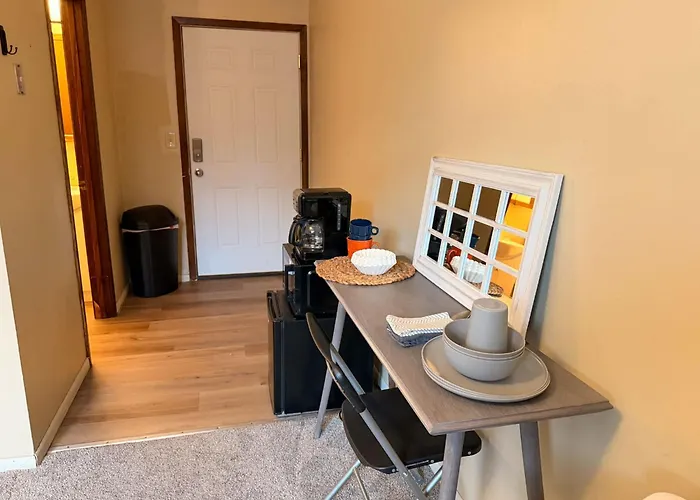 Private Near Ndsu And Fargodome *